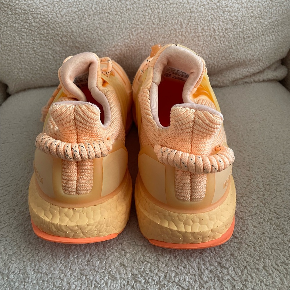 adidas Ultraboost OG x Ivy Park Rodeo Acid Orange 2021 GY3835 Women’s 7 Men’s 6 - Picture 8 of 9